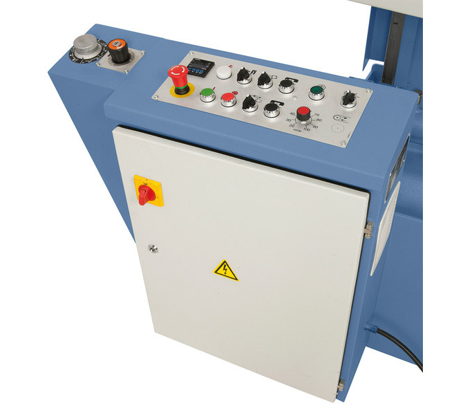 Ergonomicznie umiejscowiona skrzynka rozdzielcza z wysokiej jakości oprzyrządowaniem elektronicznym - 478 - zdjęcie 4